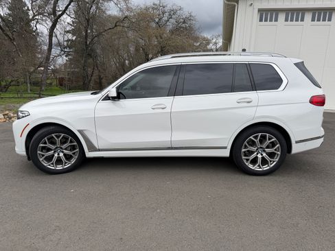 Used 2019 BMW X7 xDrive40i w/ Premium Package image 4
