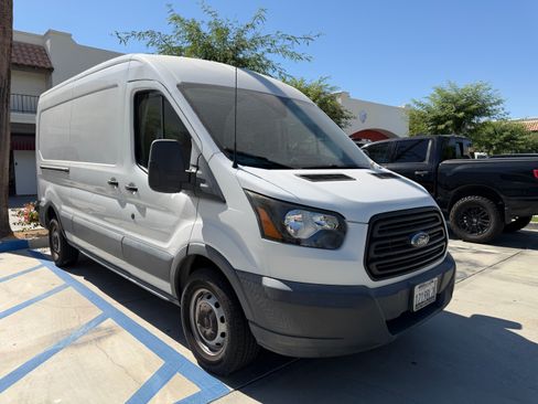 Used 2018 Ford Transit 250 148 Medium Roof RWD image 8