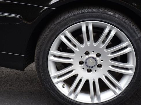 Used 2008 Mercedes-Benz E 350 4MATIC Sedan image 14