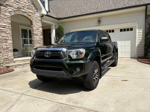 Used 2013 Toyota Tacoma 4x4 Double Cab w/ SR5 Pkg image 15