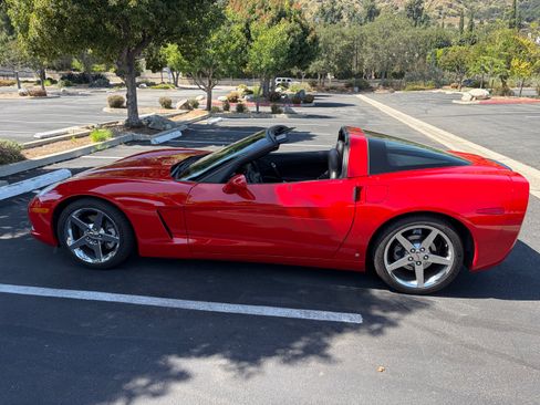 Used 2008 Chevrolet Corvette Coupe w/ Preferred Equipment Group RWD image 29