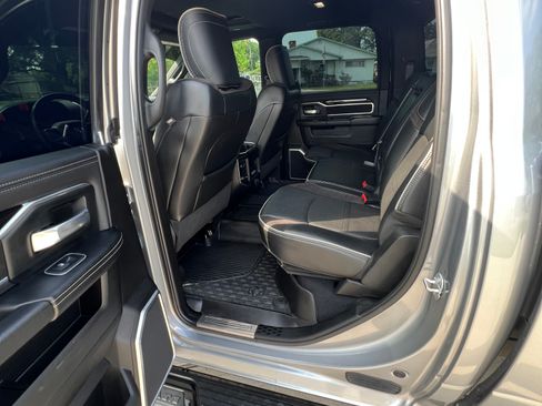 Used 2020 RAM 3500 Laramie AWD/4WD image 14