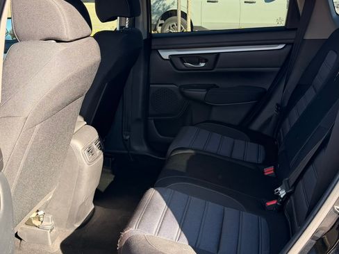 Used 2017 Honda CR-V LX image 10