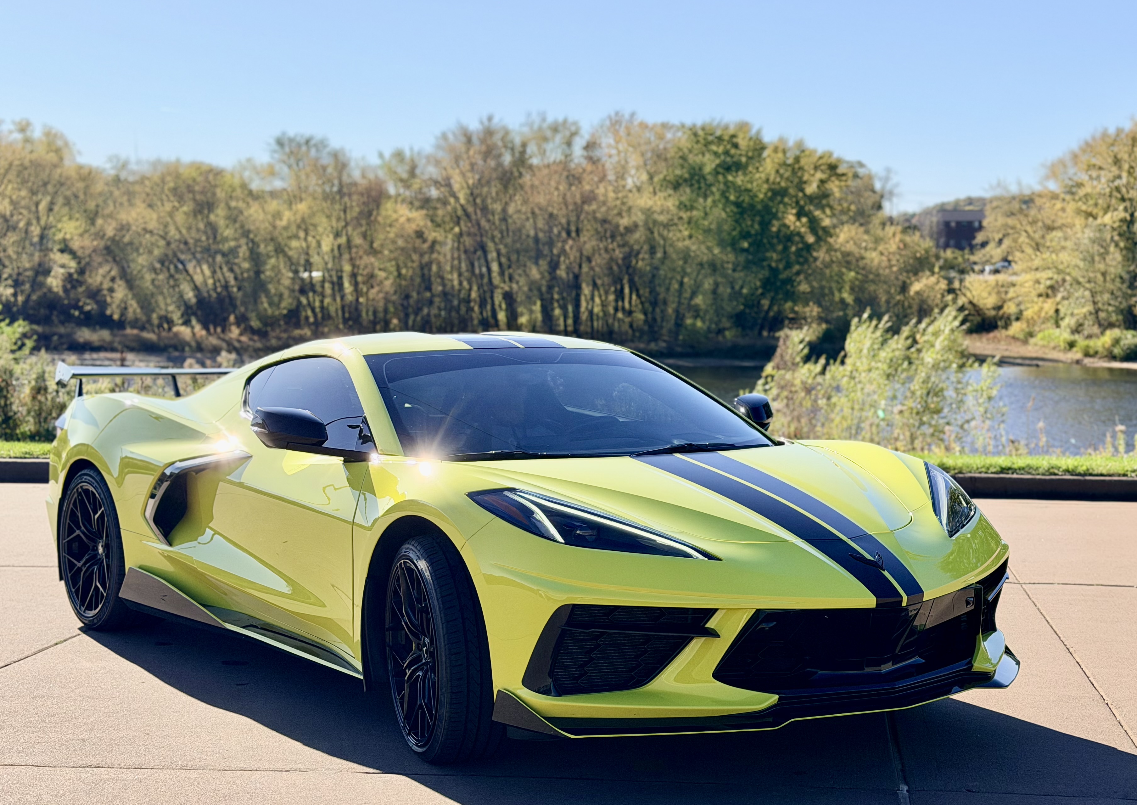 Used 2022 Chevrolet Corvette Stingray Preferred Cpe w/ Z51 Performance Package RWD image 6