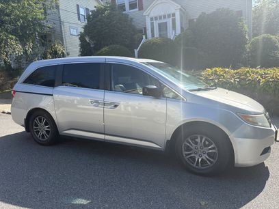 Used 2011 Honda Odyssey EX-L