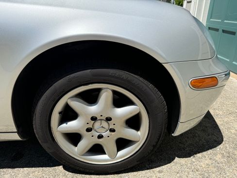 Used 2002 Mercedes-Benz C 240 Sedan image 11