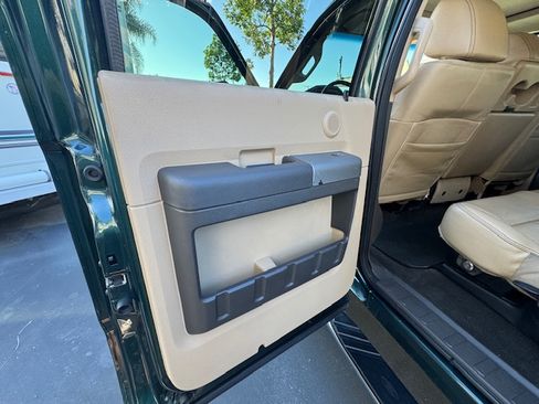 Used 2011 Ford F250 Lariat w/ Lariat Ultimate Pkg image 18