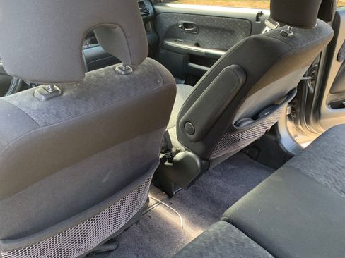 Used 2005 Honda CR-V LX image 5