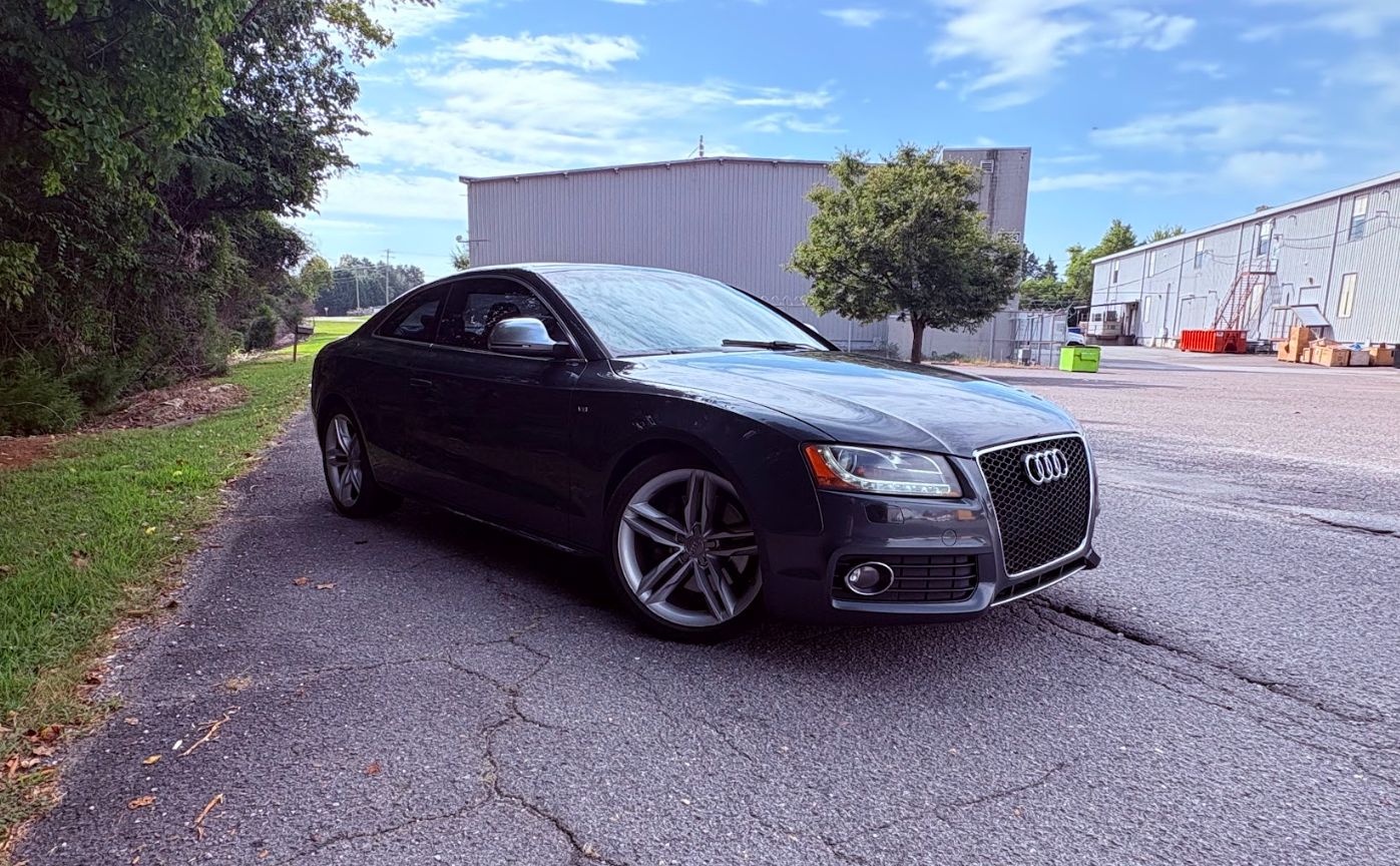 Used 2009 Audi S5 4.2 AWD/4WD image 9