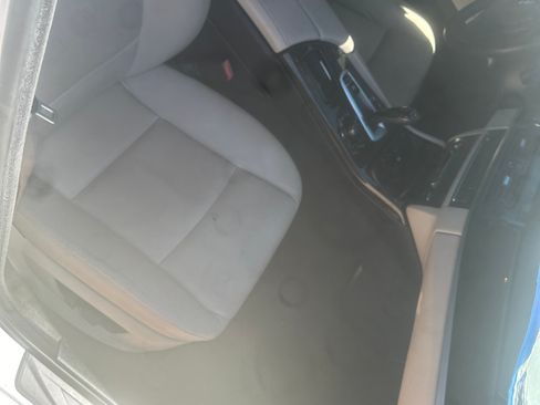 Used 2013 BMW 528i Sedan image 2