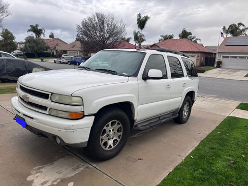 Used 2004 Chevrolet Tahoe Z71 w/ Z71 Preferred Equipment Group image 1