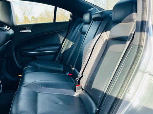 Used 2015 Dodge Charger SXT w/ AWD Plus Group image 26