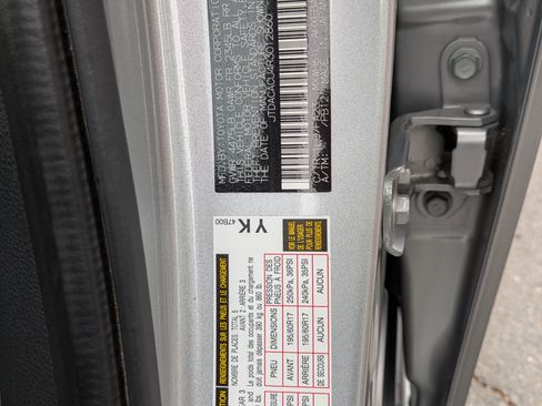 Used 2024 Toyota Prius Prime image 21