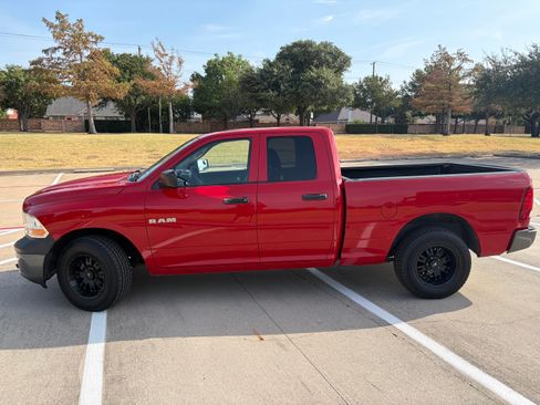 Used 2010 Dodge Ram 1500 Truck ST RWD image 2