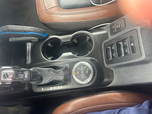 Used 2023 Ford Bronco Outer Banks w/ Sasquatch Package image 14