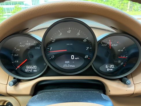 Used 2006 Porsche Boxster RWD image 11