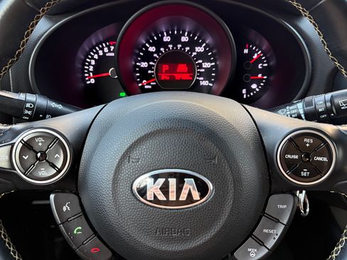 Used 2016 Kia Soul + w/ Designer's Package image 6