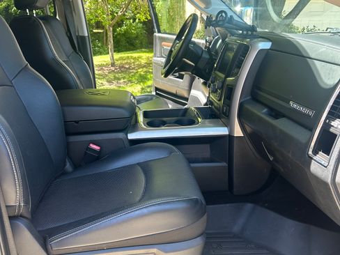 Used 2017 RAM 2500 Laramie AWD/4WD image 6