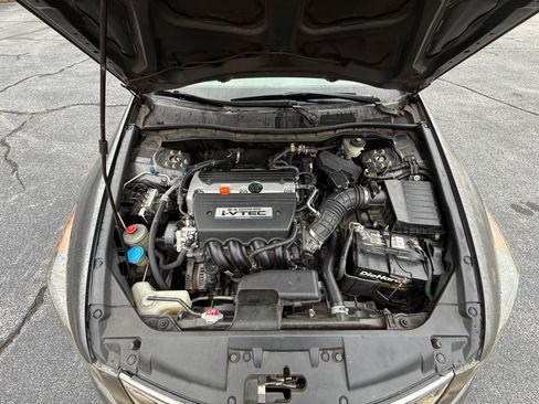 Used 2009 Honda Accord LX image 17