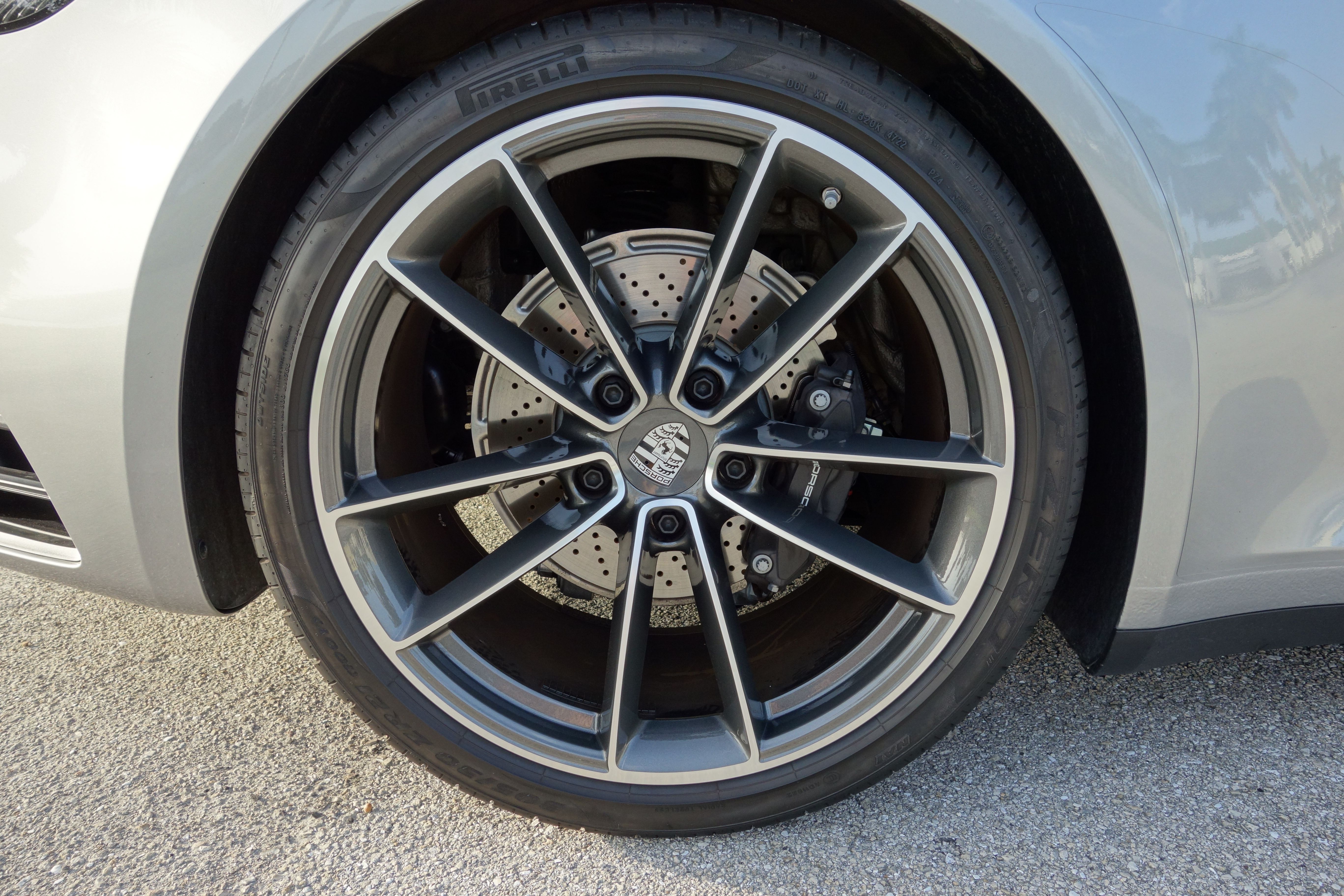 Used 2023 Porsche 911 Carrera image 16