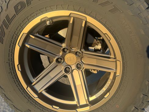 Used 2022 Jeep Wrangler Unlimited Rubicon image 10