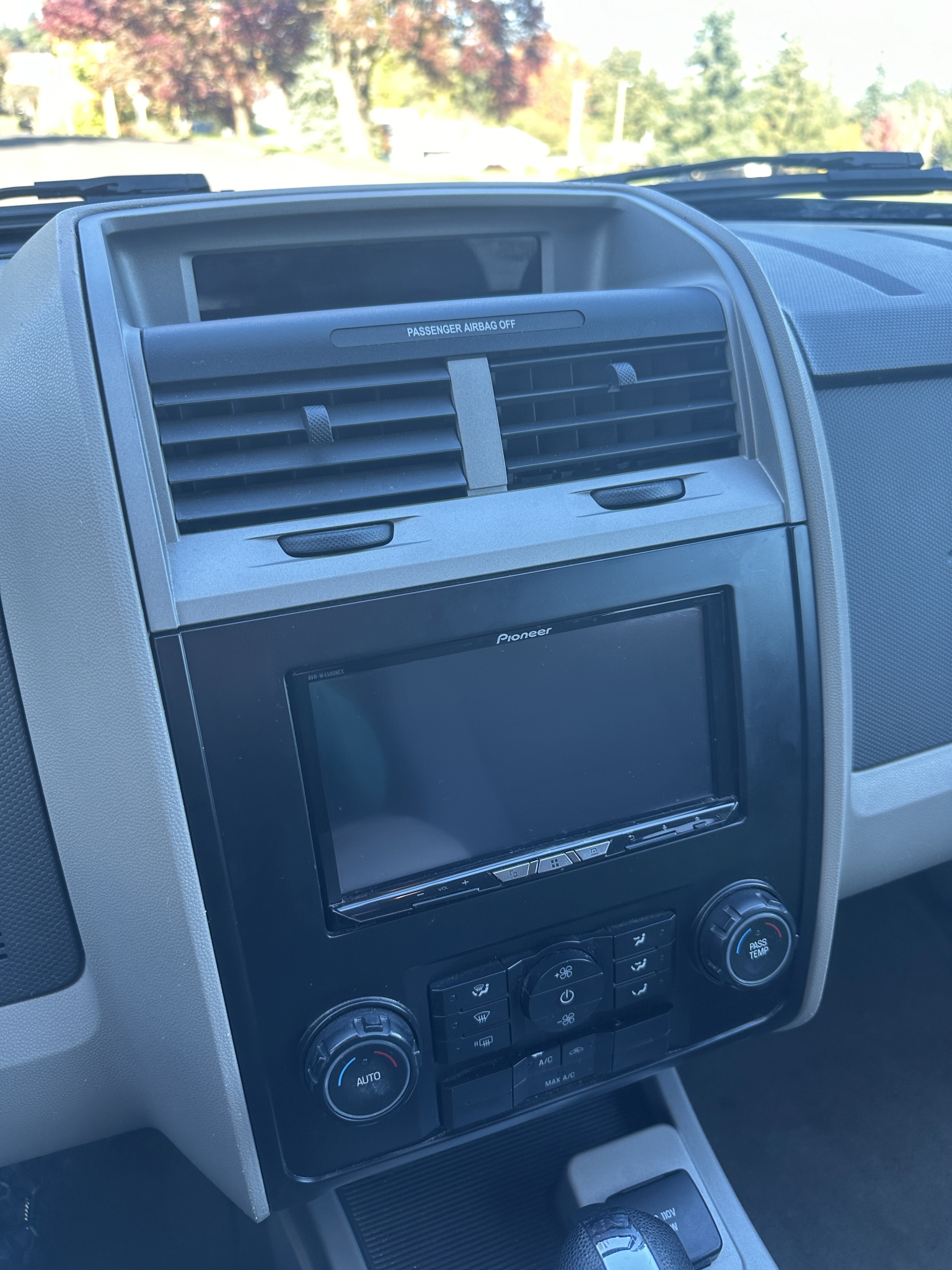 Used 2010 Ford Escape 4WD Hybrid image 10
