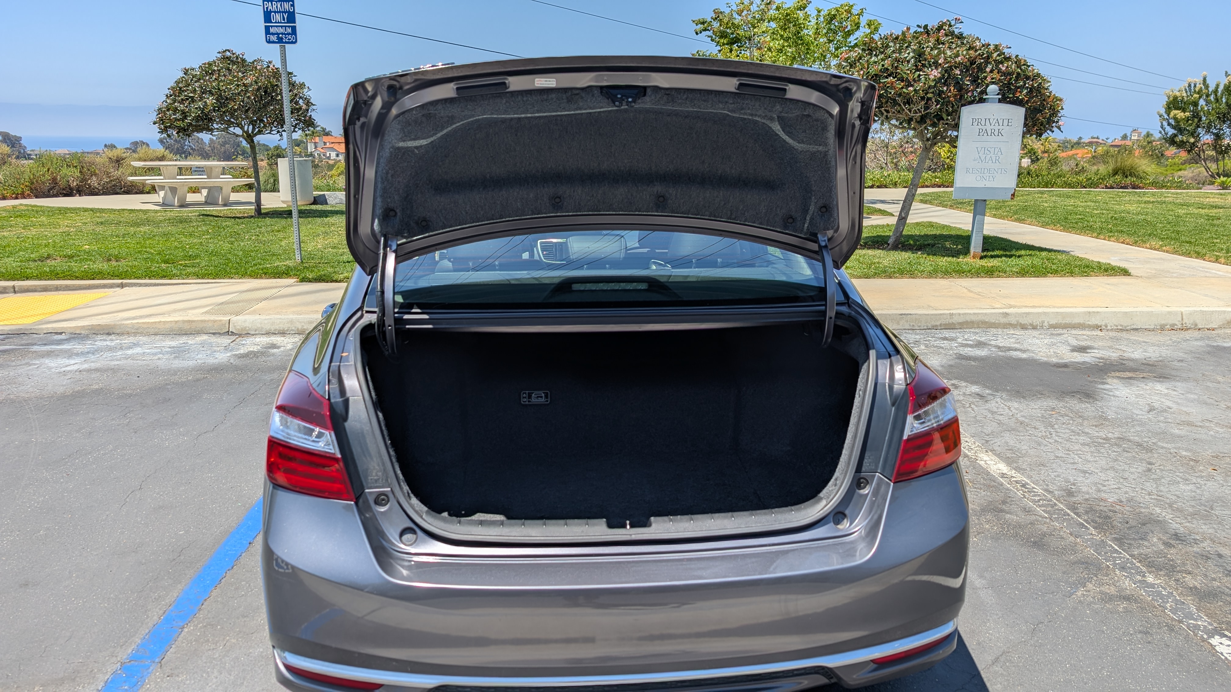 Used 2017 Honda Accord EX-L image 22