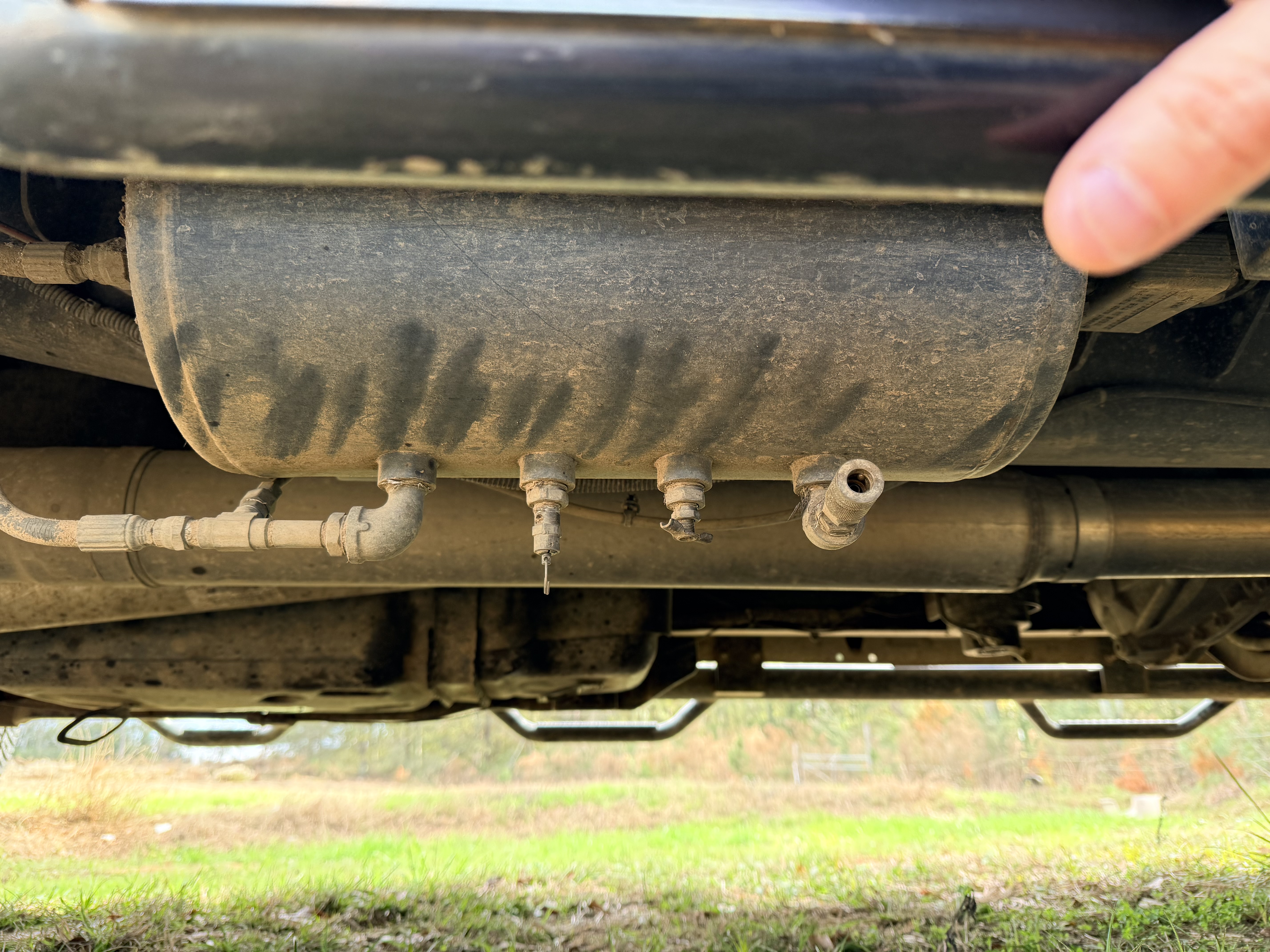 Used 2011 Ford F250 XLT AWD/4WD image 11