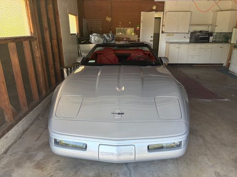 Used 1996 Chevrolet Corvette Convertible RWD image 14
