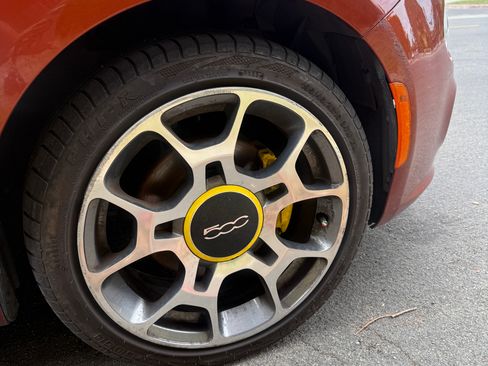 Used 2012 FIAT 500 Sport w/ Safety & Convenience Pkg image 13