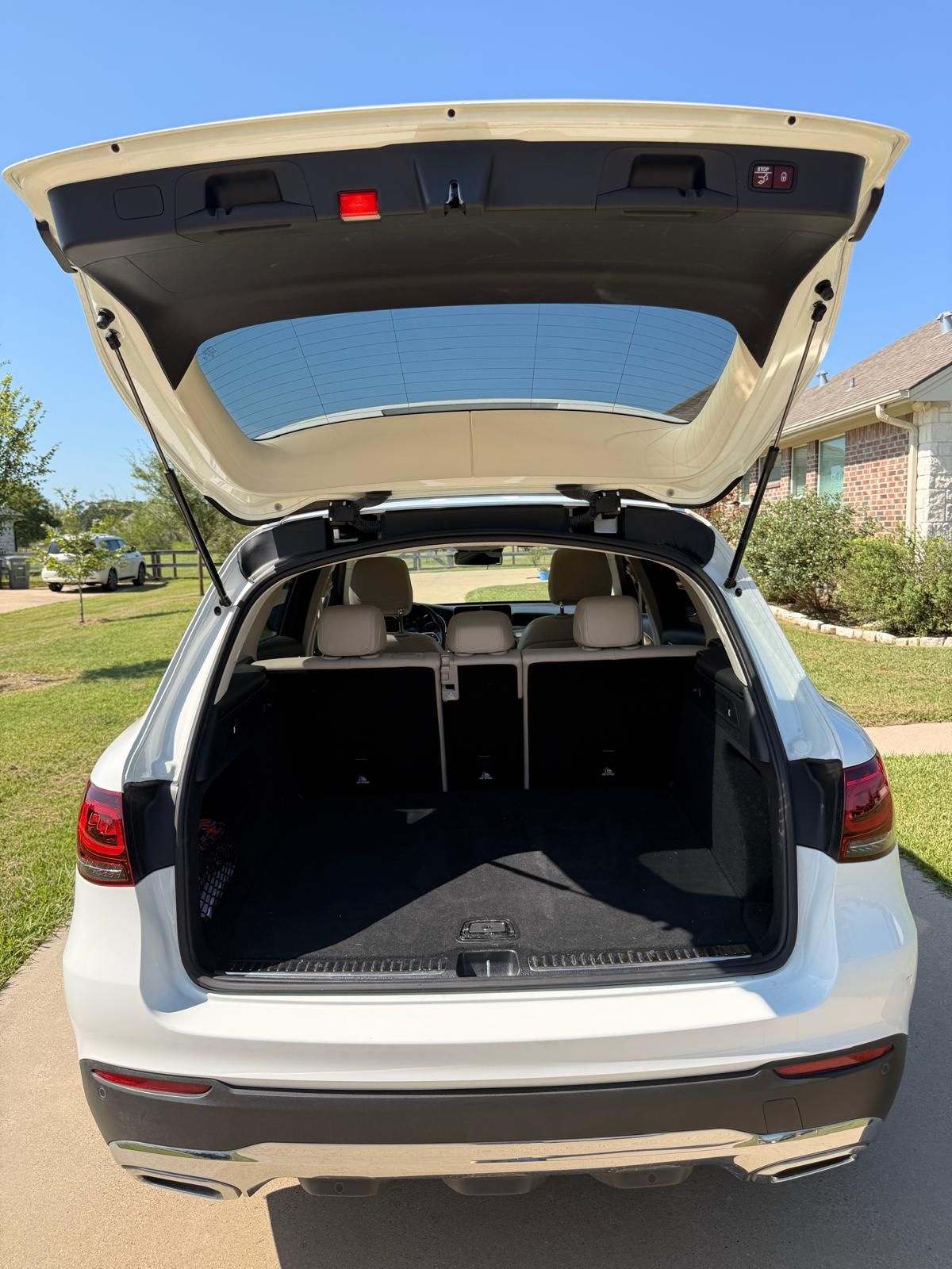 Used 2022 Mercedes-Benz GLC 300 image 8