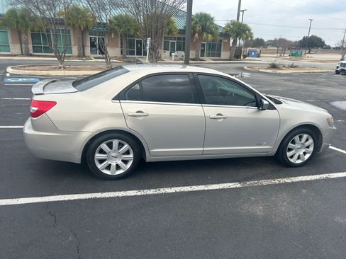 Used 2009 Lincoln MKZ image 5