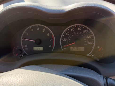 Used 2010 Toyota Corolla image 6