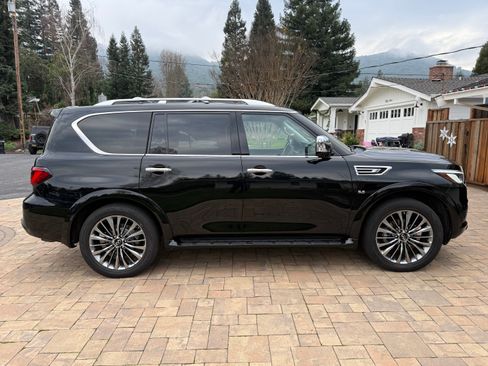 Used 2019 INFINITI QX80 Luxe w/ 22" Wheel Package image 4