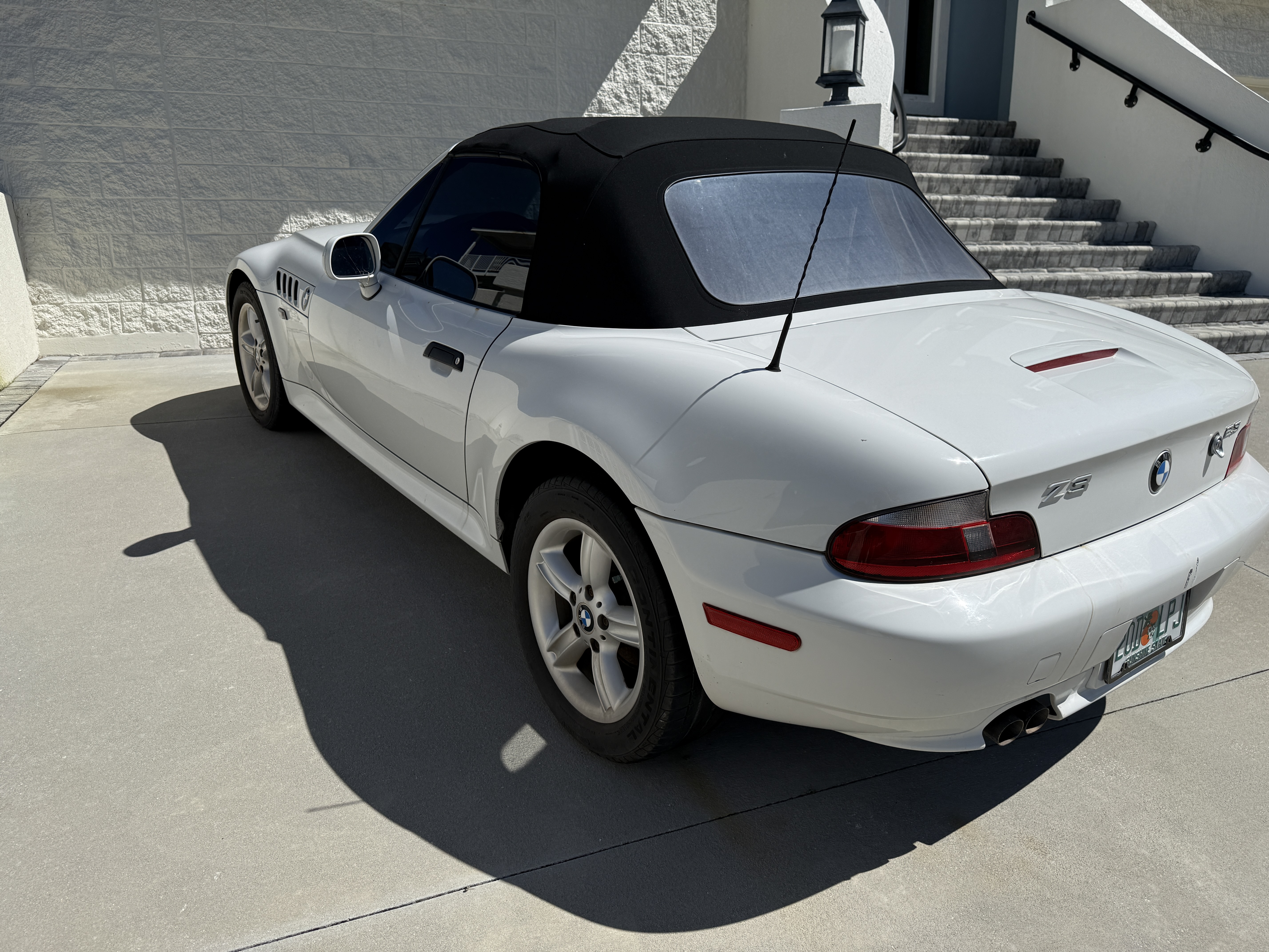 Used 2000 BMW Z3 2.5i RWD image 5