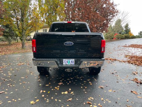 Used 2020 Ford F150 Lariat image 13