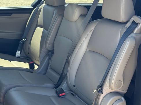 Used 2020 Honda Odyssey EX-L image 11