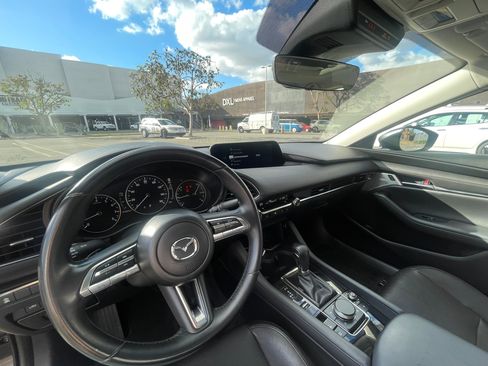 Used 2021 MAZDA MAZDA3 s image 18