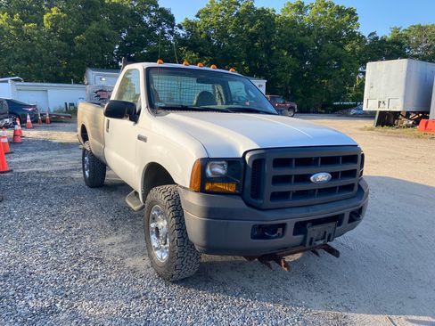 Used 2007 Ford F350 XL AWD/4WD image 8