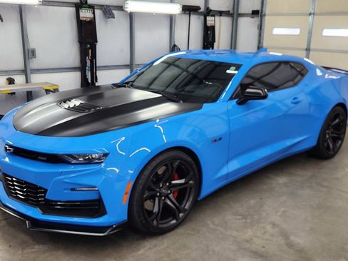 Used 2023 Chevrolet Camaro SS image 11