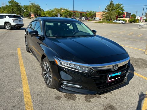 Used 2019 Honda Accord EX-L image 2