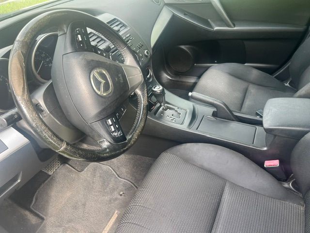 Used 2012 MAZDA MAZDA3 i Touring FWD image 12