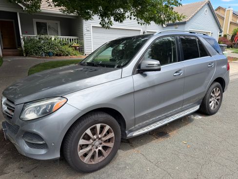 Used 2016 Mercedes-Benz GLE 300d 4MATIC image 6