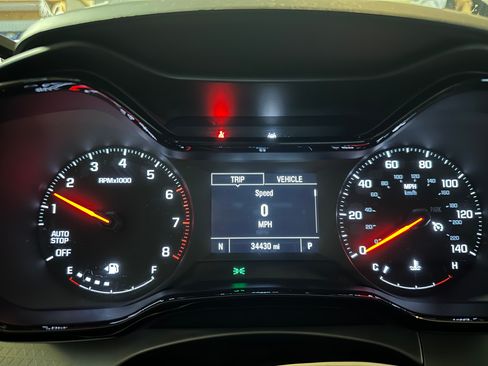 Used 2024 Chevrolet Trax LS w/ LS Convenience Package image 15