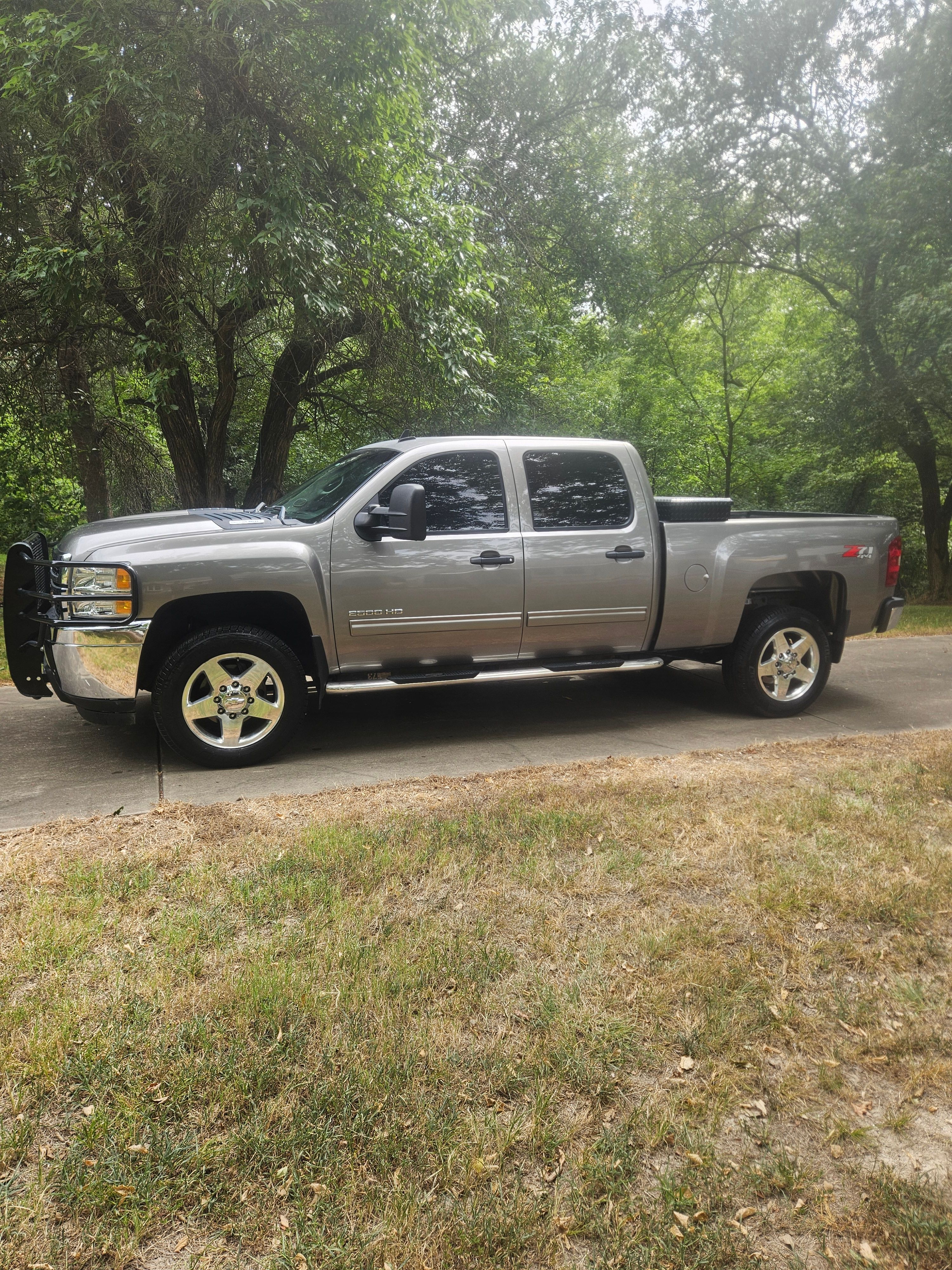Used 2012 Chevrolet Silverado 2500 LT w/ Suspension Package, Off-Road AWD/4WD image 1