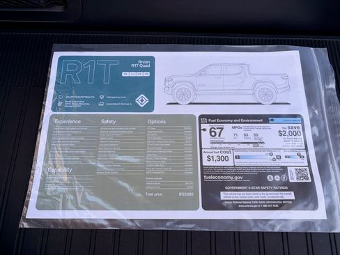 Used 2026 Rivian R1T Premium AWD/4WD image 32