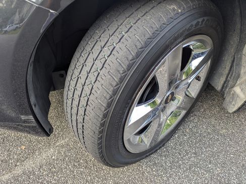 Used 2010 Chevrolet Malibu LT w/ Power Convenience Package image 11