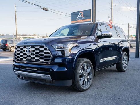 Used 2024 Toyota Sequoia Capstone image 16