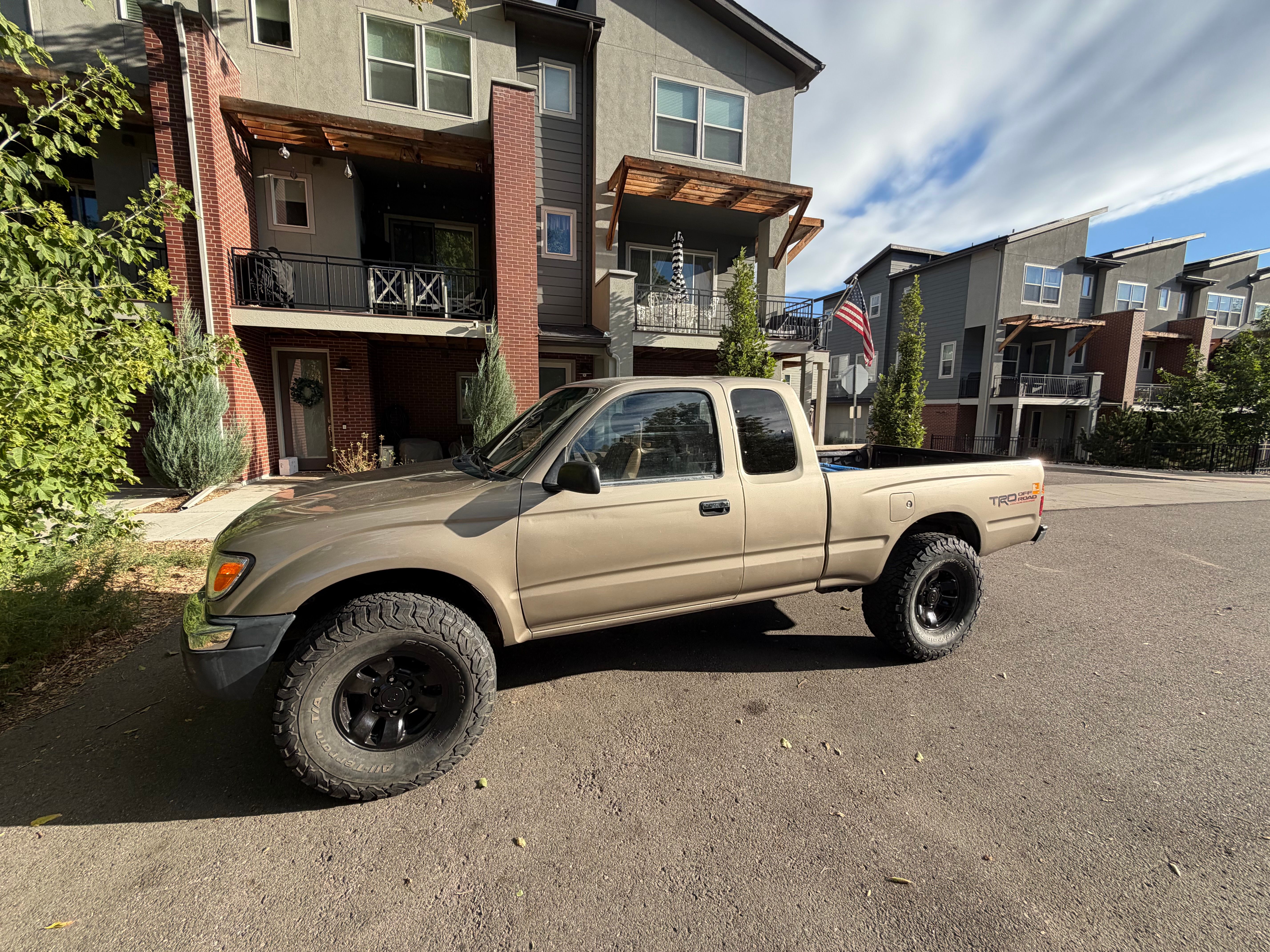 Used 1998 Toyota Tacoma 4x4 Xtracab V6 image 10