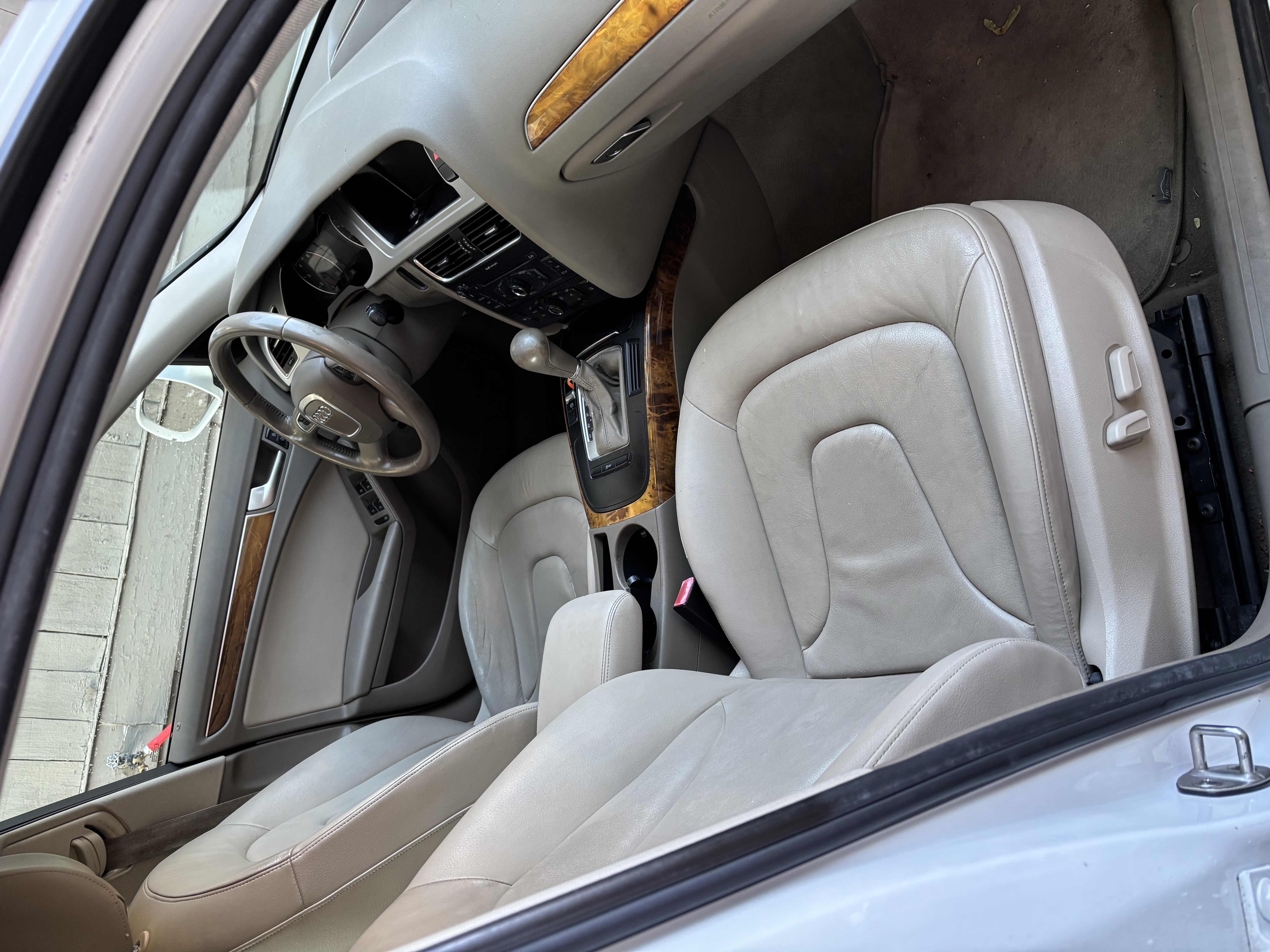 Used 2011 Audi A4 2.0T Premium FWD image 8